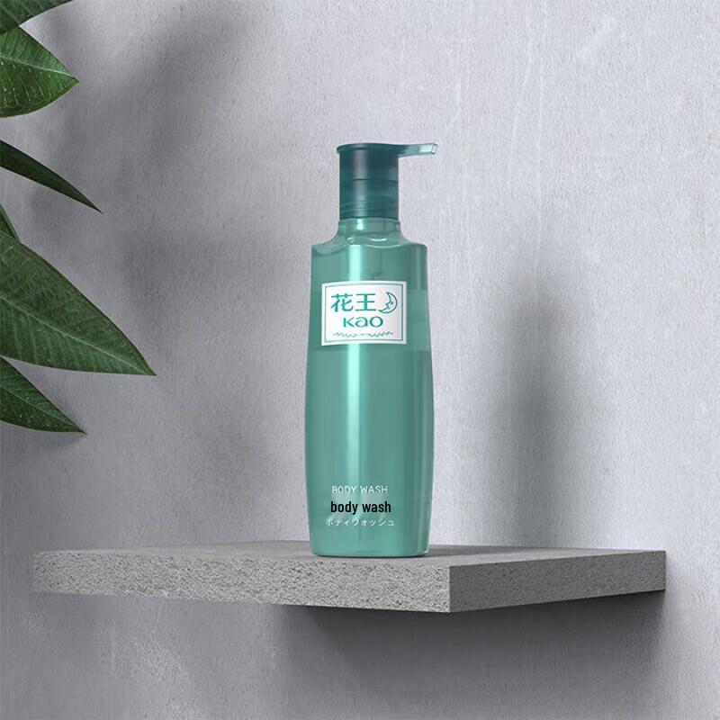 Kao Moisturizing & Hydrating Shower Gel 630g