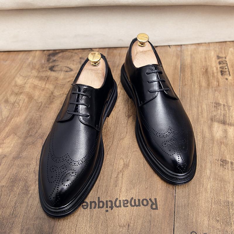 

Fashion Blok Leather Shoes Men Black Brown British Trendy Fashion Business Formal Shoes Gentlemen s Social Shoes Sizes 38-44 Men Shoes 38