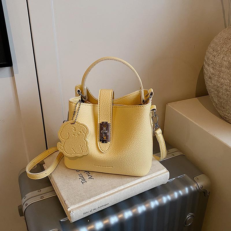 Urban Simple and Fashionable Single-shoulder Crossbody Hand-held Bucket Bag