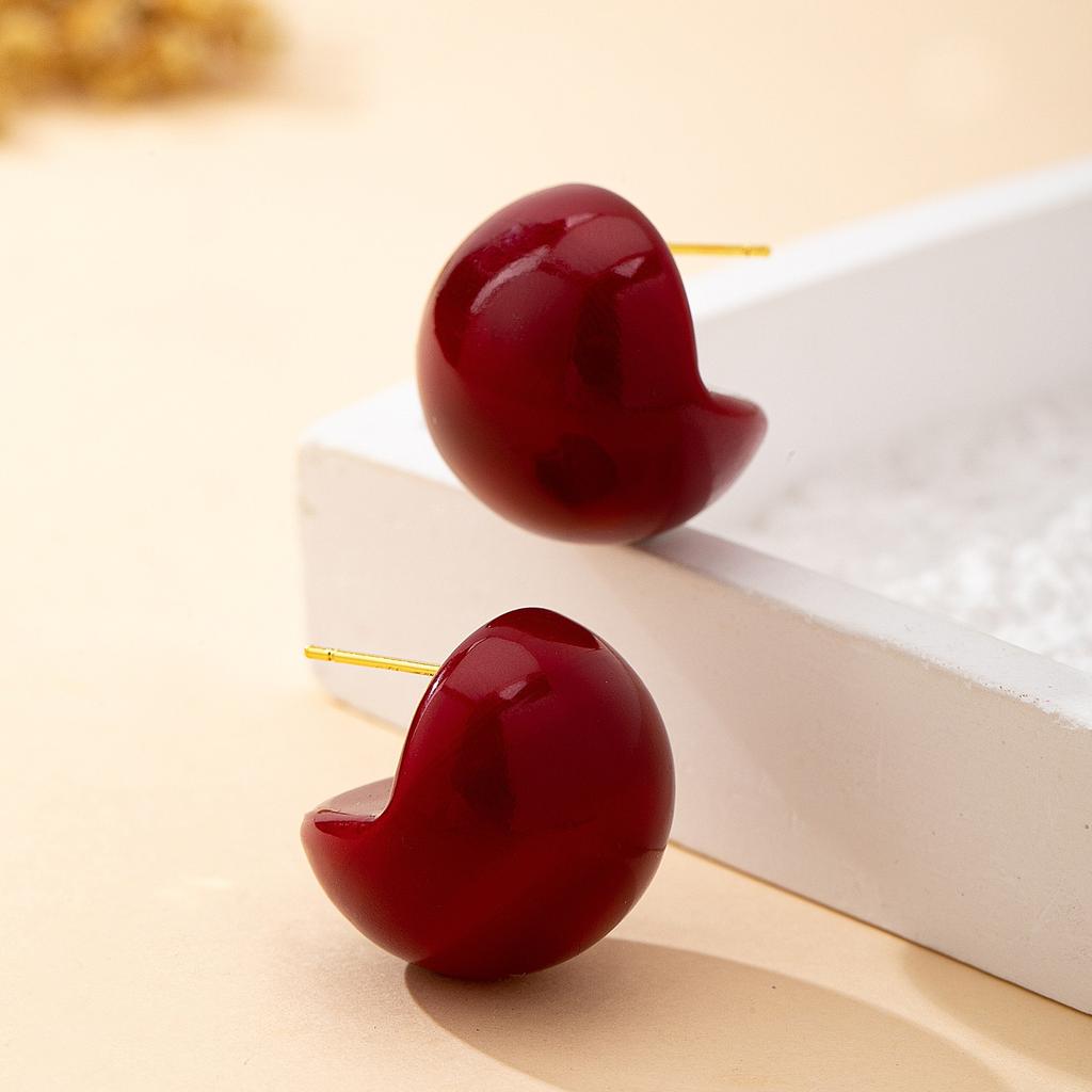 Women's Earrings, Semi-Circle Red Classic Fashion Earrings, Suitable for Daily Wear and Vacation Wear