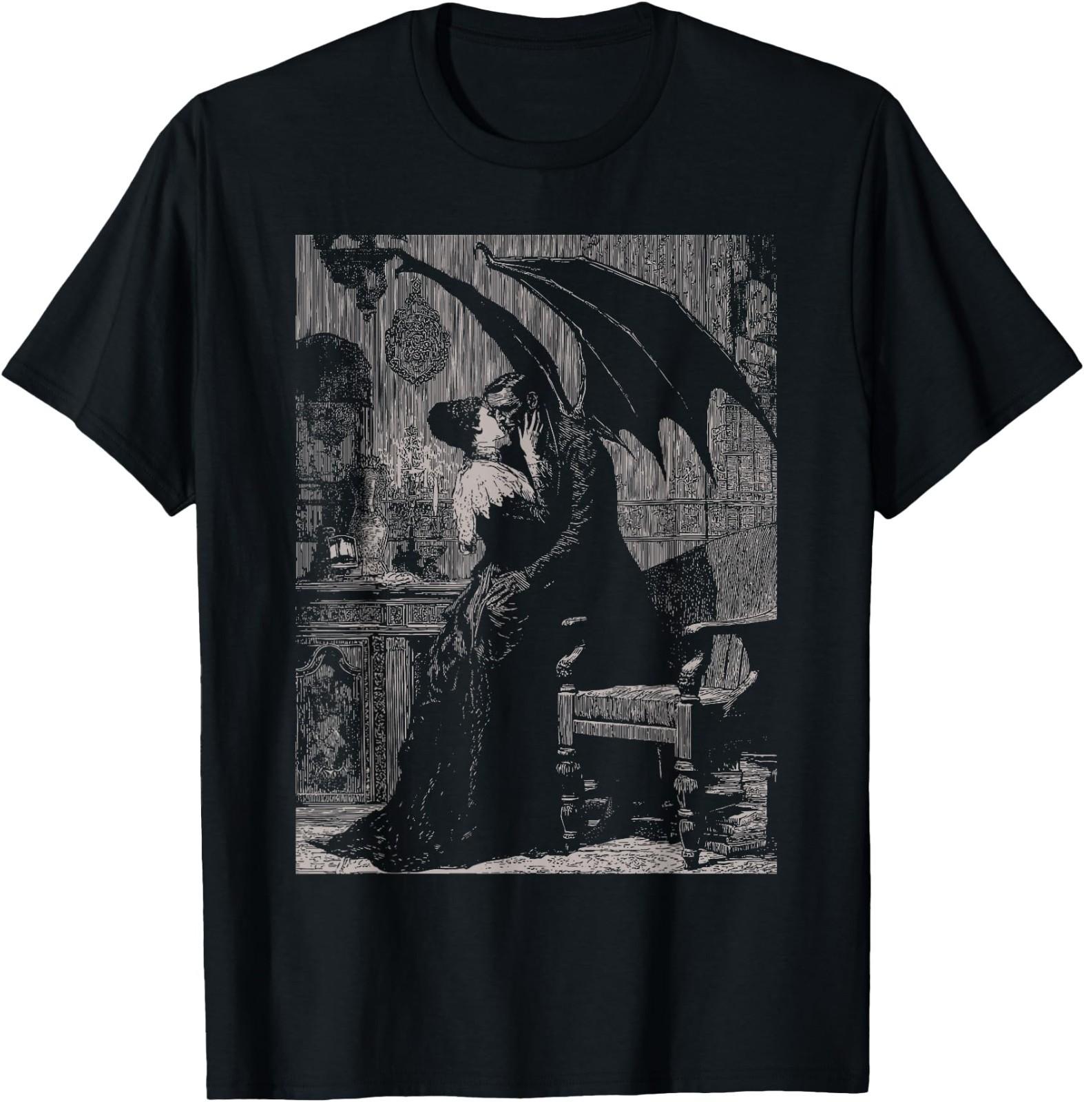 Vampires Kiss | Romantic Goth Gothic Grunge Alt Aesthetic T-Shirt S