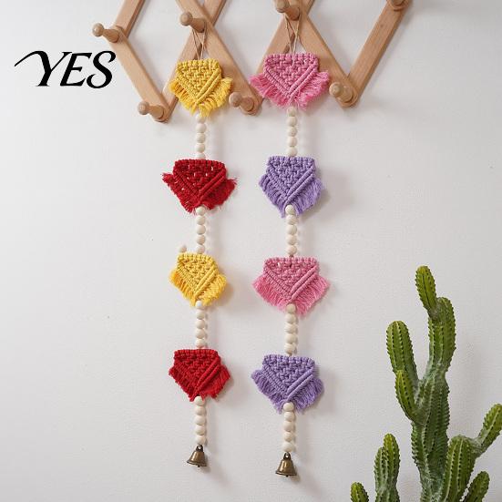 Bohemian Wandkunst Geflochtene Dreiecke Wandteppich mit Glocke, Hängender Geometrischer Wandteppich, Geknotetes Seil Handgewebte Wimpelkette Holzperlen für Zuhause Kinderzimmer