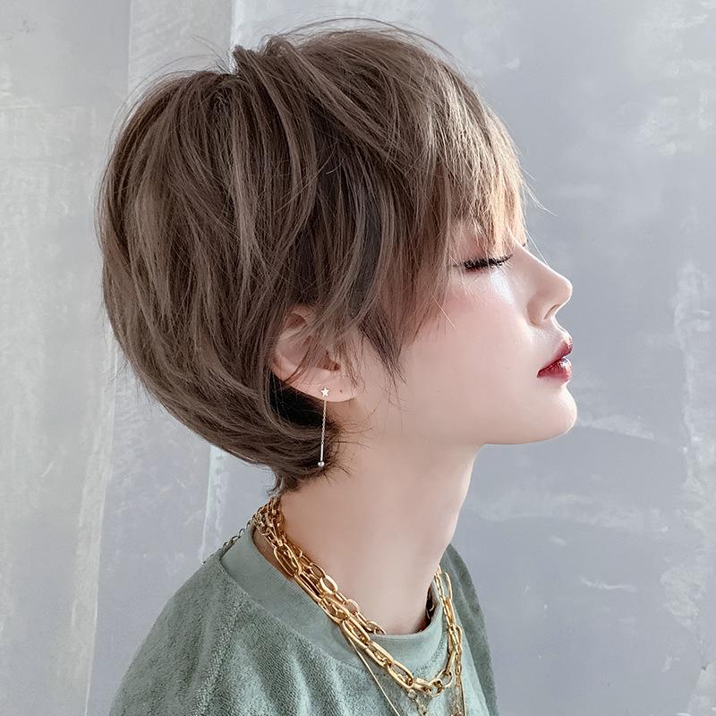 Women’s Short Straight Natural Looking Wig Androgynous Style Voluminous Full Cap Synthetic Wig