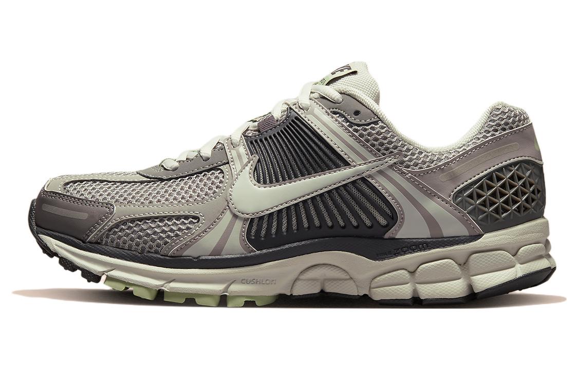 

Nike Air Zoom Vomero 5 Cobblestone Women s FB8825-001 38.5