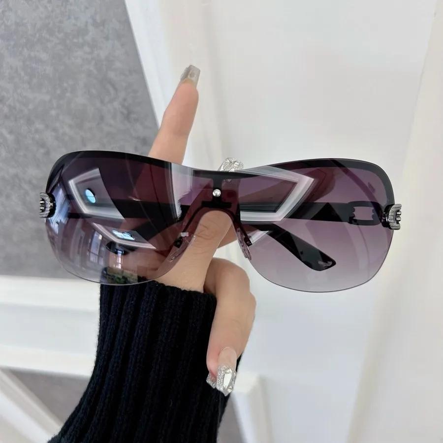 

Cute Square Sunglasses Women Men Gradient Sun Glasses Female Male Designer Brand Luxury Travel Outdoor Other