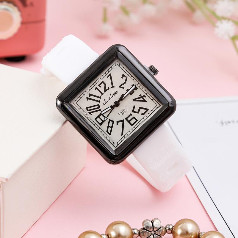 Digital Ladies Watch Square Fashion Silicone Strap Student Quartz Watch Women'S Simple Casual Watch