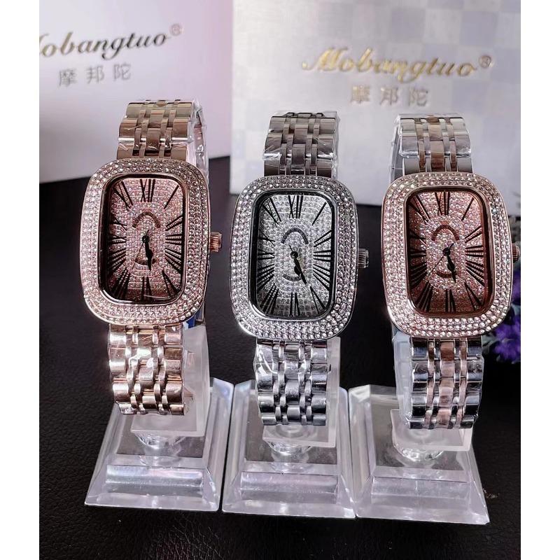 Women Quartz Watch Tonneau Oval Case Diamond Iced Out Reloj Roman Numerals Dial Luxury Clock Ladies Vintage Wristwatch