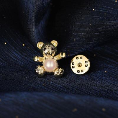 Korean Style High-End Cute Bear Brooch with Natural Pearl