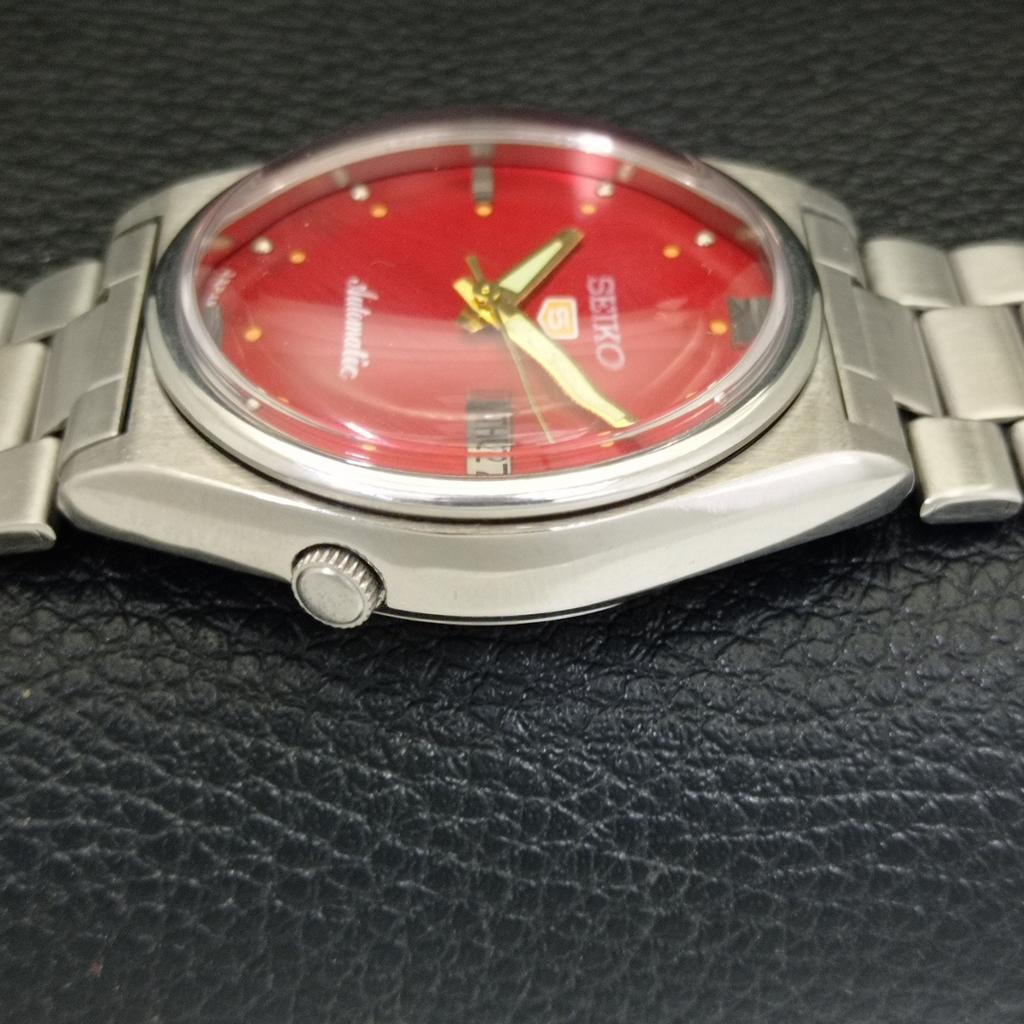 GENUINE VINTAGE SEIKO 5 AUTOMATIC 7019A JAPAN MENS RED DIAL WATCH A702408-5 R124-a702408