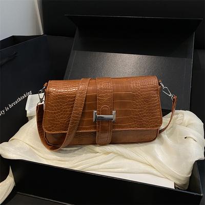 Crossbody Handbag with A Small Square Shape, Stylish and Casual, Single Shoulder Bag