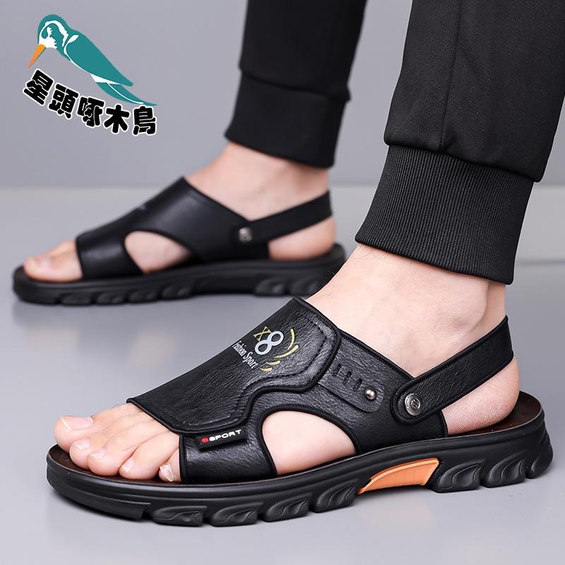 2025 Sommer tägliche Strandschuhe Ein-Pedal-Fahren Zwei Sandalen tragen Schuhe für Väter mittleren Alters Hausschuhe