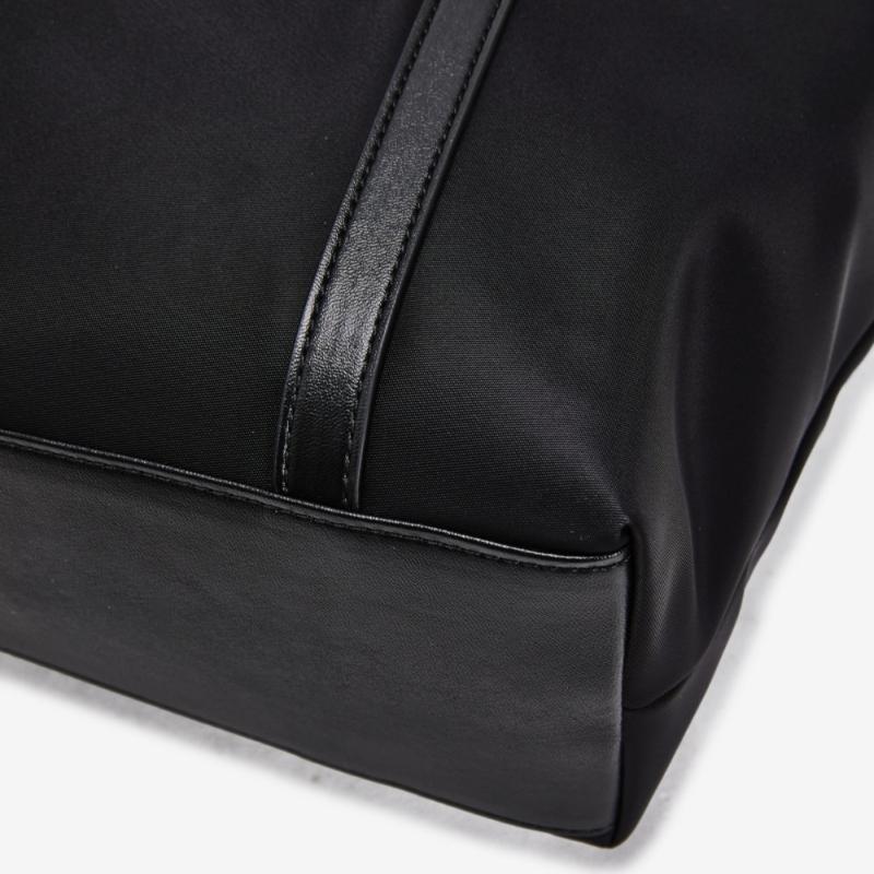 ESquire Collection Women S Recent Nylon Lightweight Shoulder Bag Black