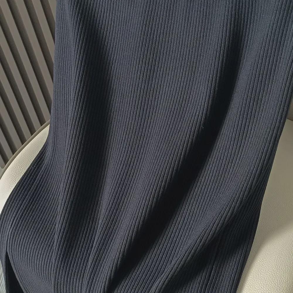 2024 Podzim/Zima Velká velikost Pletená sukně s rozparkem - Zakrývající břicho, Středně dlouhá, Šik a Všestranná