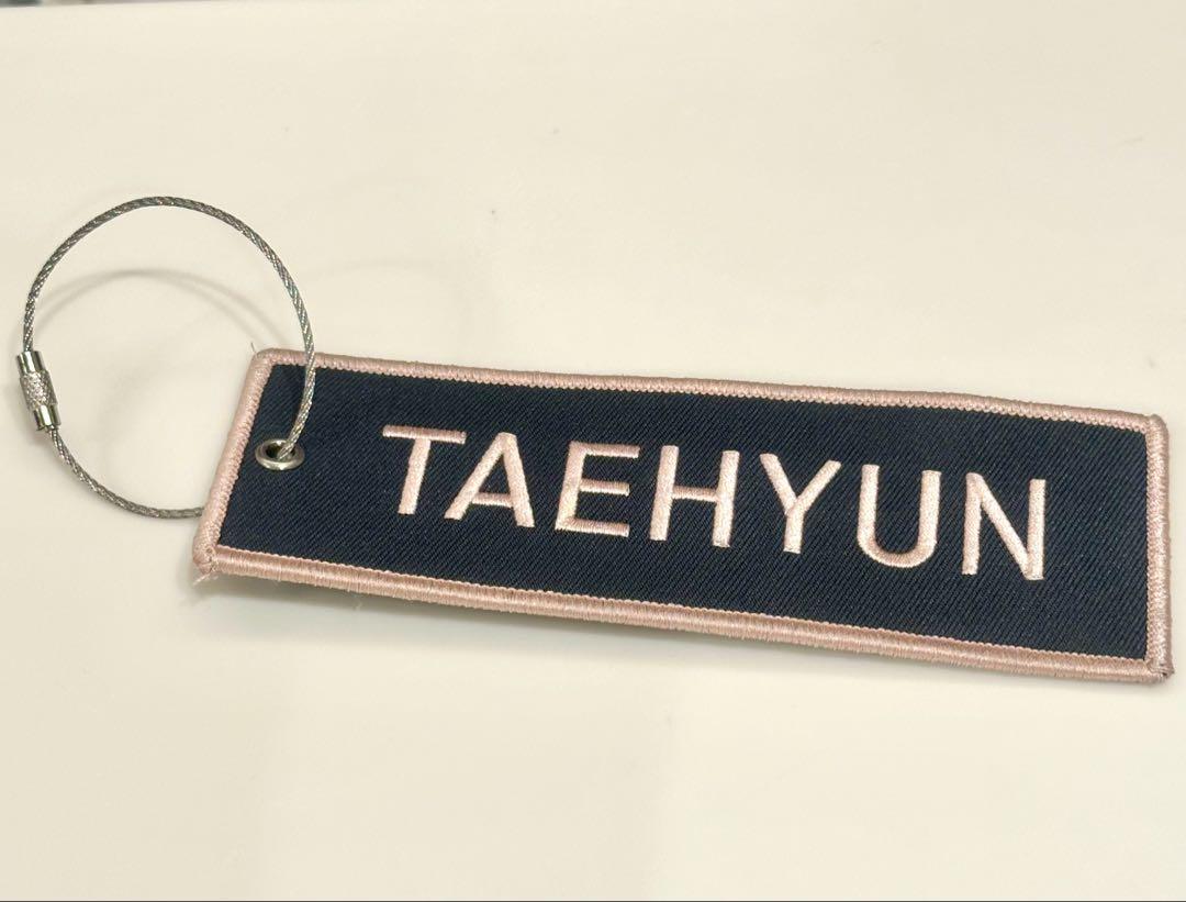 

[USED] TXT Taehyun Name Patch Key Ring NAMEKEYRING