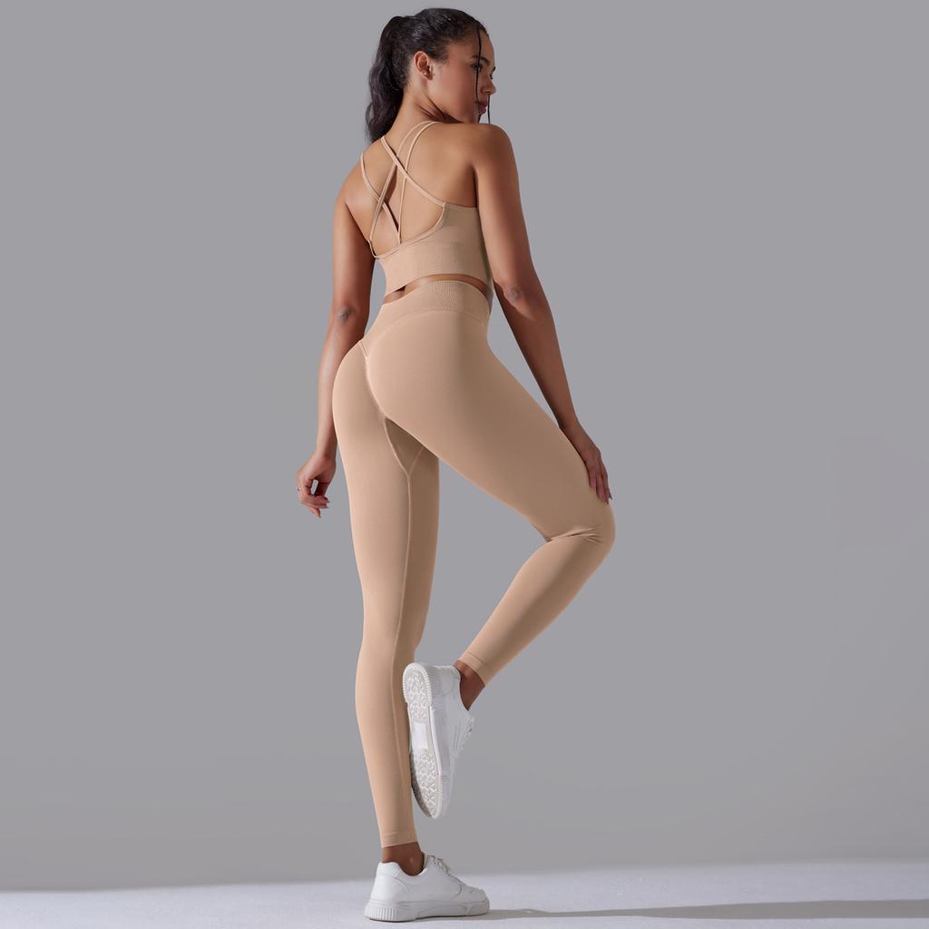 European and American seamless knitted solid color beautiful back high elastic tight yoga suit set running fitness suit two-piece set women