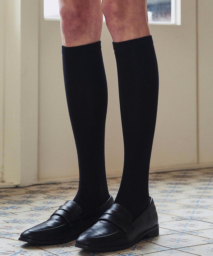 LOEIL Soft Plain Knee Socks - 3 Colors
