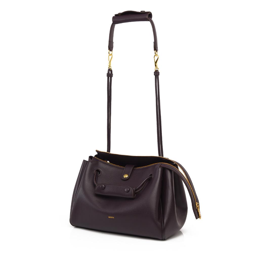 

L home with the same shoulder bag, high-end soft leather women s tote bag, large-capacity commuter bag, versatile messenger bag, women кофейный