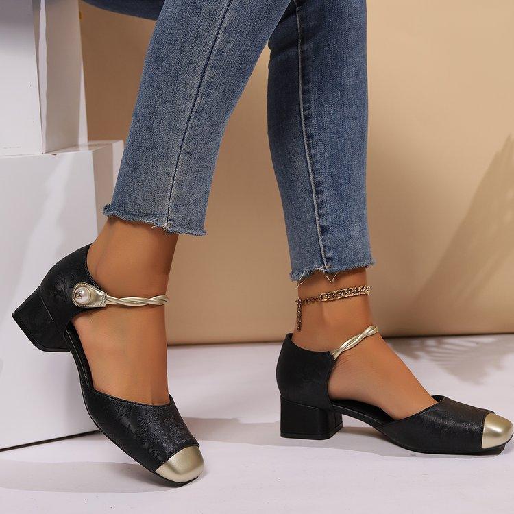 Mary Jane Schuhe in großer Größe Frühling und Herbst neue flache Mundpartie eckige Zehen Schnalle Gürtel kleine Lederschuhe modische vielseitige Einzelschuhe Damen