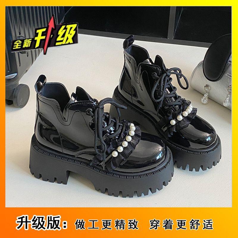 

Explosive sweet pearl small lace-up short boots French retro versatile thick-soled Martin boots women s 2024 autumn new models 35