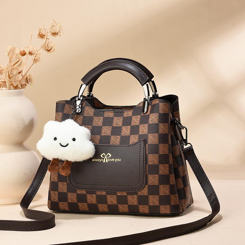 2025 лето новая модная универсальная сумка-тоут портативная на плечо сумка-мессенджер женская сумка женская сумка 2639₽