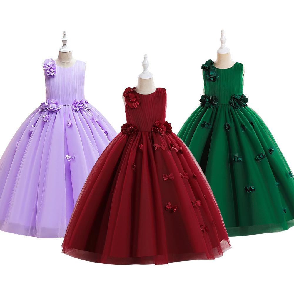 2024 Spring Collection: Princess Evening Dress with 3D Appliques and Tulle Skirt