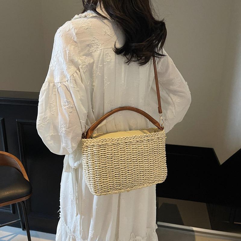 Woven bag women's new fashion versatile shoulder messenger bag high-end niche design handbag