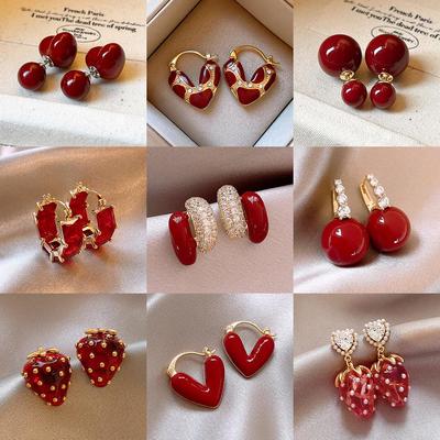 Erdbeere Herz Geometrisch Rot Tropfen Ohrringe: Eleganter Retro Silbernadel-Schmuck