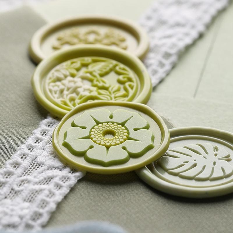 Vintage Seal Stamp Flower Embossed Wax Seal Stamp for Seal Envelope Card Party Invitation Packaging Christmas Wedding