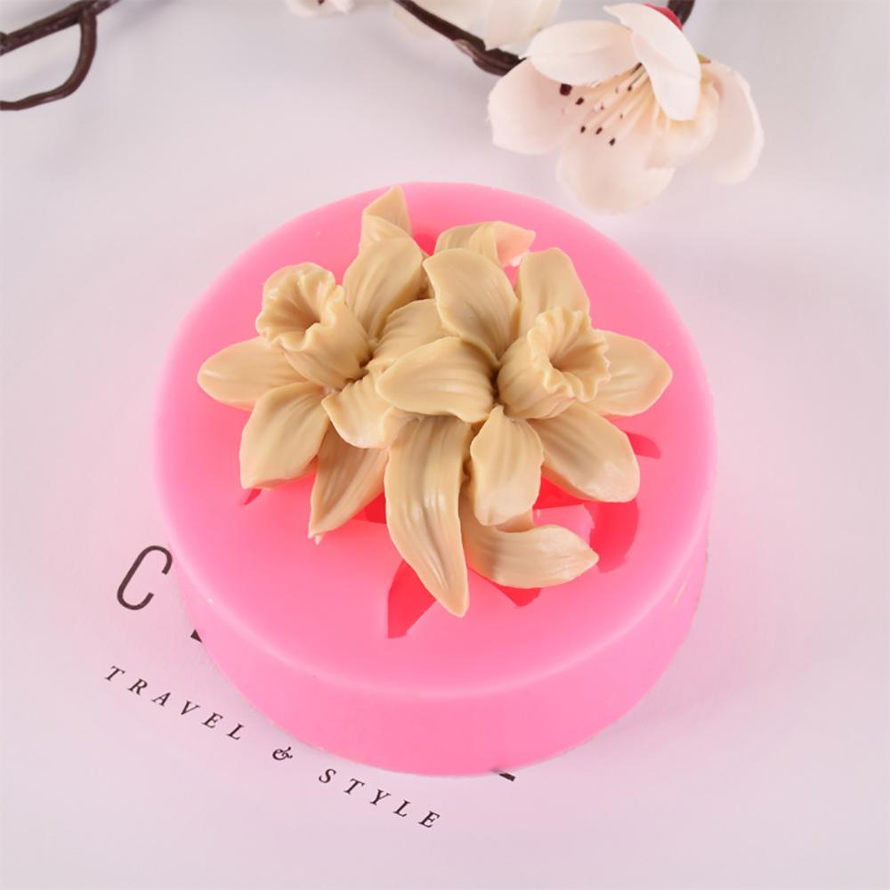 Silicone world Lilac Rose Lily Fondant Silicone Molds Handmade Soap Gypsum Cake Decorating Diy Chocolate Baking Tools 3D Mold
