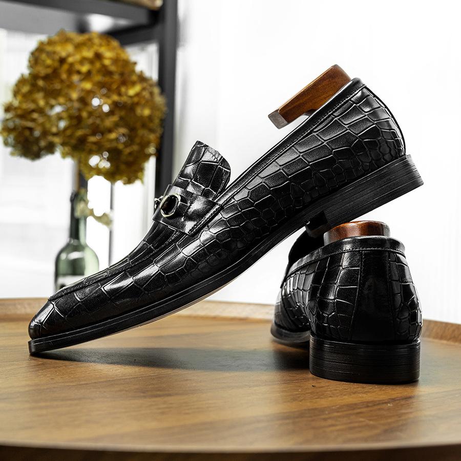 Men's leather shoes new business dress shoes men's pointed men's shoes cowhide horse seat buckle loafer shoes