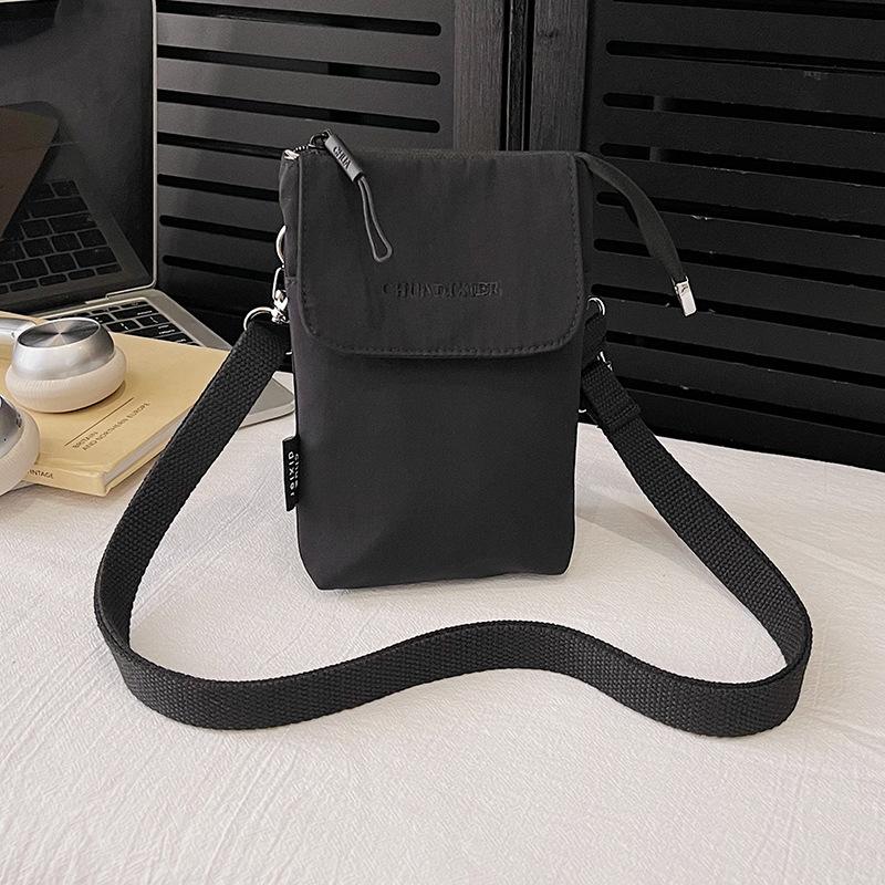 Eine Nischen-Design, Lässige und Hochwertige Tasche, Eine Modische Kleine Quadratische Tasche für Damen, und Eine Einzel-Schulter-Crossbody-Tasche