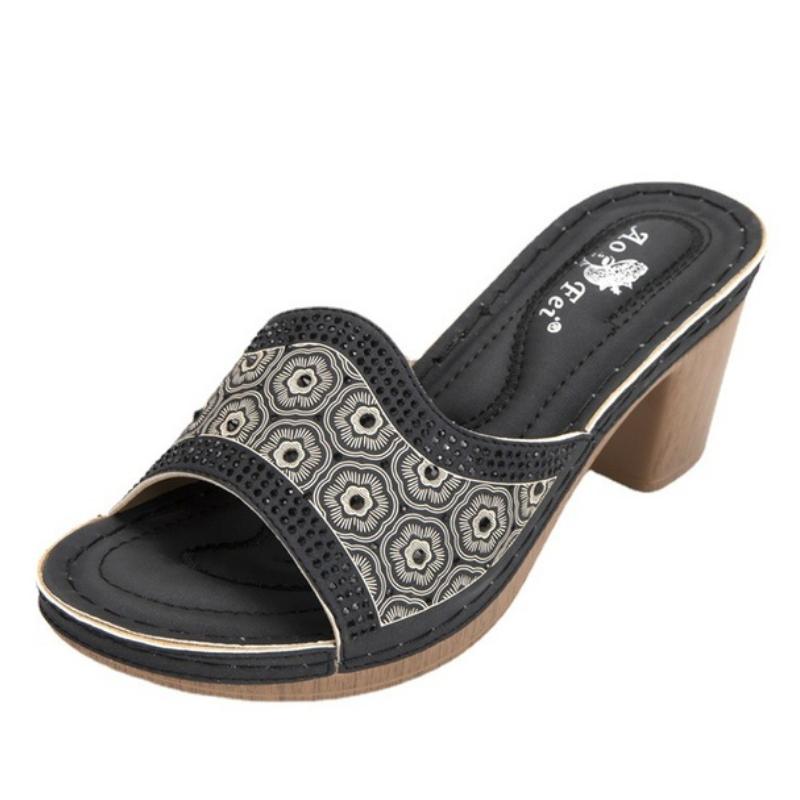 Brand Women Elegant Square Heels Sandals Summer Outdoor Beach Shoes Women Gladiator Sandalias Ladies Platform Sandals WSH4082