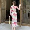 Elegantes V-Ausschnitt Netzkleid mit Print: Hohe Taille, Schlankmachender Falten-Schlitz, Langarm Bodycon Rock