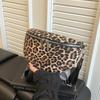 Umhängetasche Damen neue Mode Leopardenmuster Bauchtasche Brusttasche vielseitige Sportnische Damen lässige Handy-Schultertasche