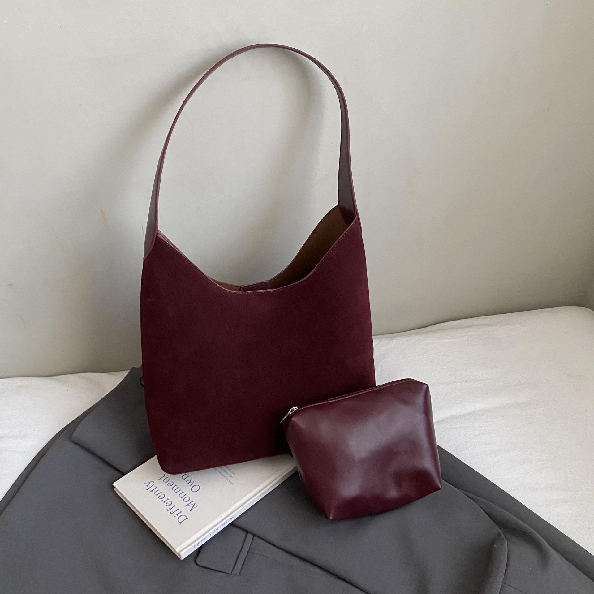 

Large Frosted Retro Tote Bag 2025 - Versatile Women s One-Shoulder Bucket Bag вина червоного кольору