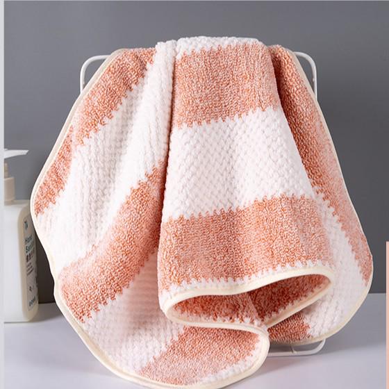 Pineapple Grid Coral Fleece Face Towel - Soft, Thick, and Absorbent, Non-shedding, Comfortable for Home Use. 34x74 cm