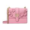 Geantă de umăr/crossbody din pânză acoperită cu design floral tridimensional Greenwich, accesorii metalice, lanț, mărime mică, culoare roz, pentru femei