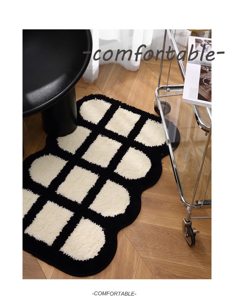 Checkered Non-Slip Absorbent Bathroom Mat - Thickened Bedside and Toilet Floor Rug