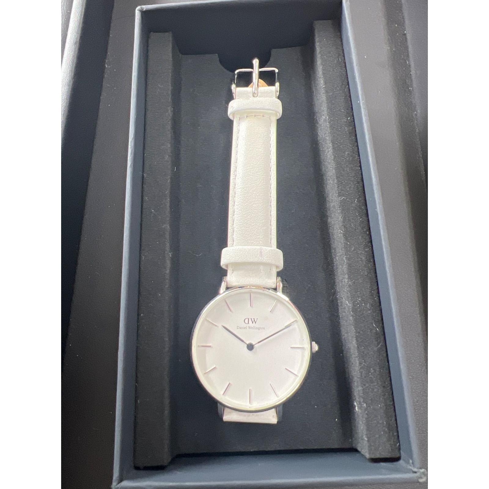 Used Daniel Wellington White Almost unused
