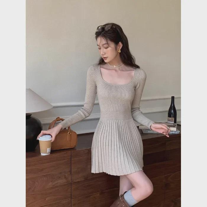 Elegant French Design Slim Knit Dress with Pleated Skirt – 2023 Autumn/Winter Collection