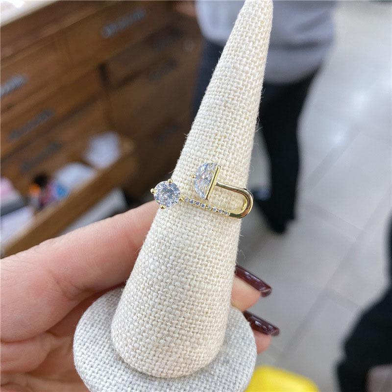 Korean Dongdaemun Fashion Rhinestone Women s Open Ring - Shiny, Trendy, White Highlights, Influencer Style Adjustable Open
