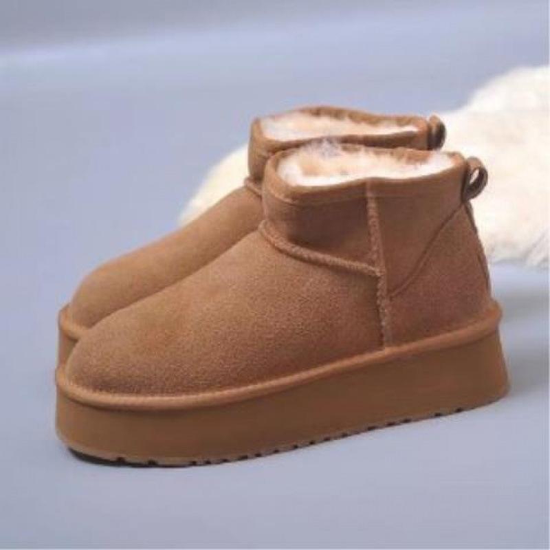 

Snow boots 2025 new winter warm and velvet one-pedal cotton shoes women s thick soles thickened northern cotton shoes comfortable 35 малиновый