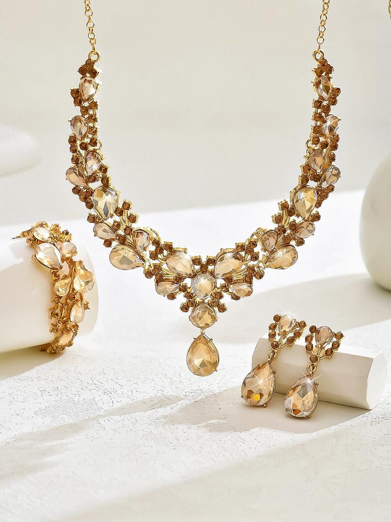 European-American Retro Jewelry Set: Exaggerated Alloy Rhinestone Earrings, Necklace & Bracelet