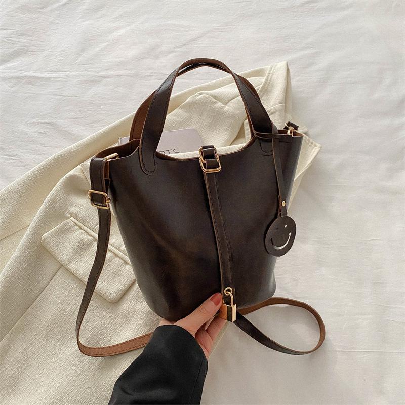 

Женская наплечная сумка, сумка через плечо, сумочка из полиуретана, портативная, для поездок на работу, модная, повседневная кофейный