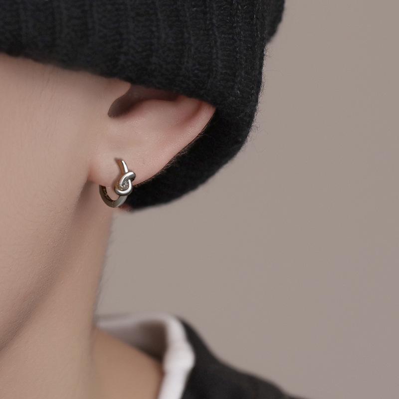 Men's Trendy 2022 Knot & Heart Earrings - Stylish Hip-Hop Ear Buckles for Boys