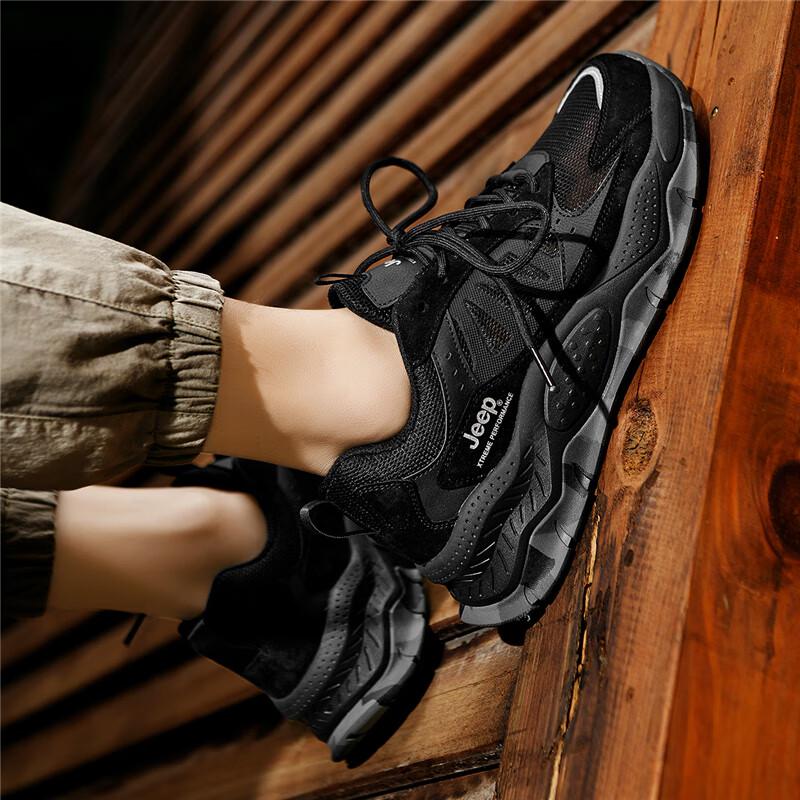 

Jeep Men s Suede Outdoor Hiking Shoes 39