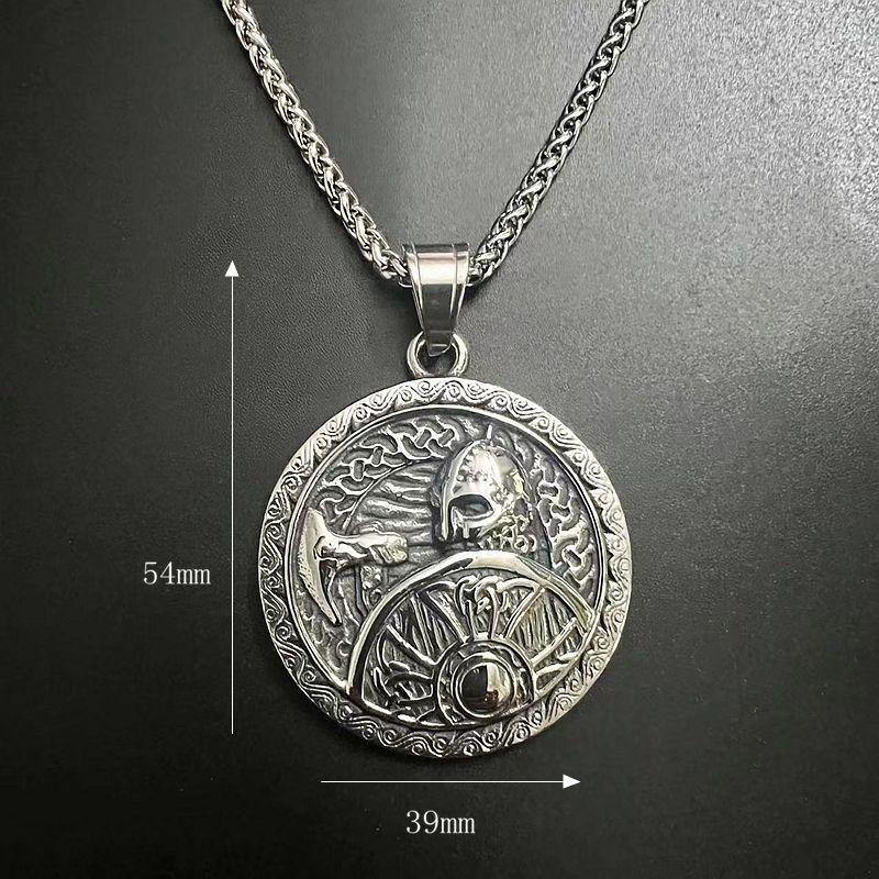 Vysoko kvalitný štít Viking Warrior Axe Shield Titánový oceľový prívesok pre mužov Náhrdelník z nehrdzavejúcej ocele Strieborné šperky Hip Hop Street