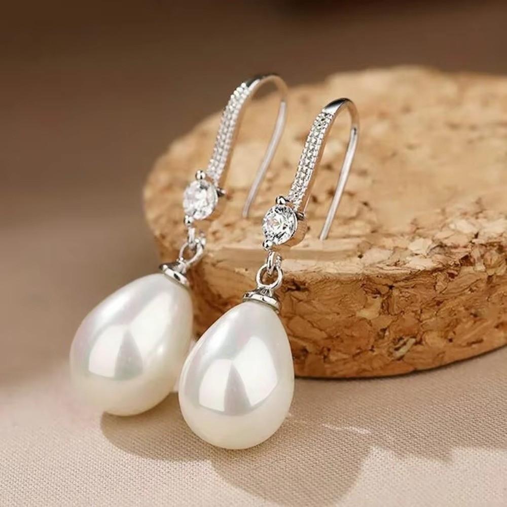 1 Pair Water Imitation Pearls Drop Earrings Round Stud Earrings Fashion Pearl Earrings  Women Gift