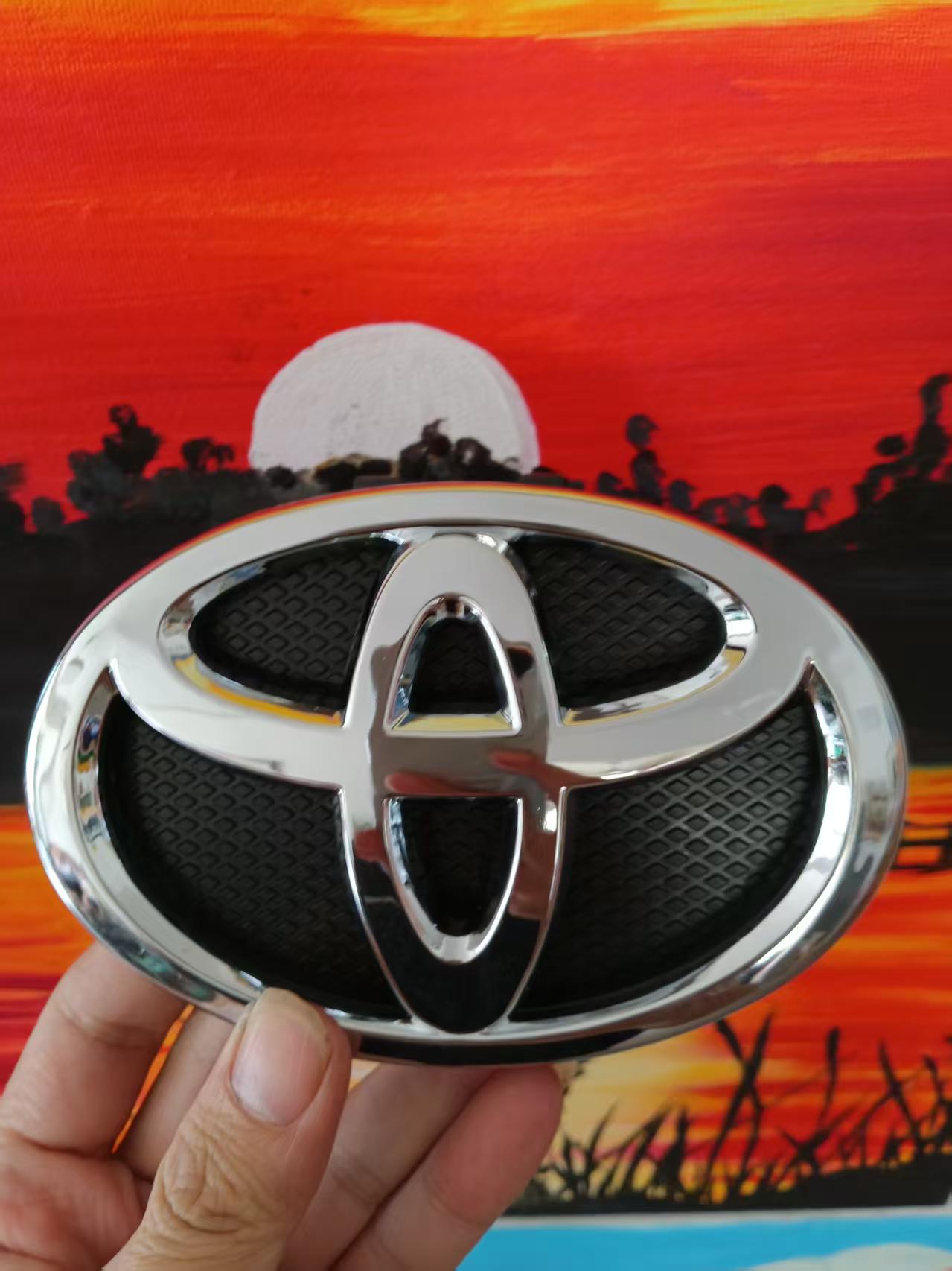 

130x90mm Front Emblem for 2006-2011 Toyota Yaris, OEM 75301-52080 130x90mm чорний