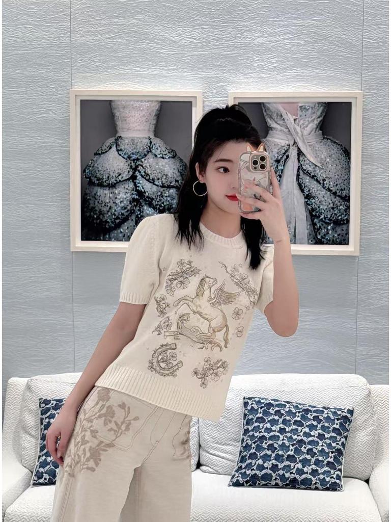 Haute Couture Early Spring Cashmere Pegasus Embroidery Short Sleeve